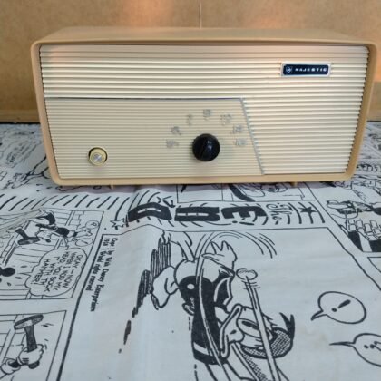 Radio vintage Majestic